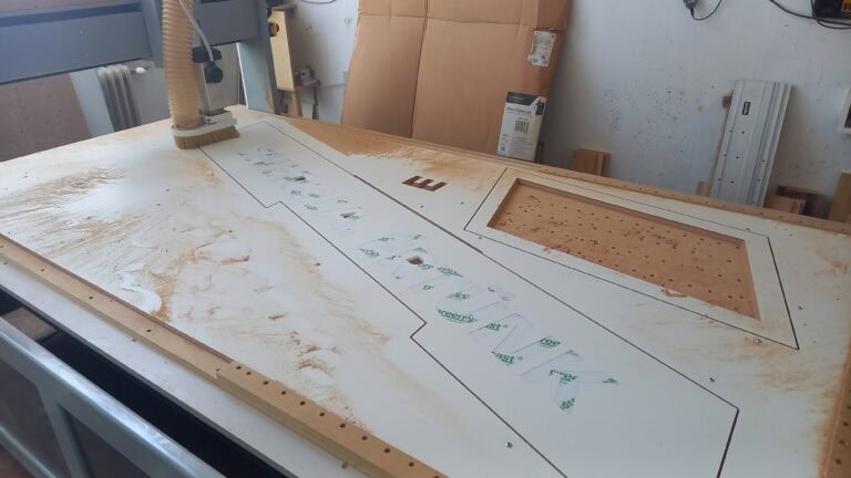 MDF és plexi
